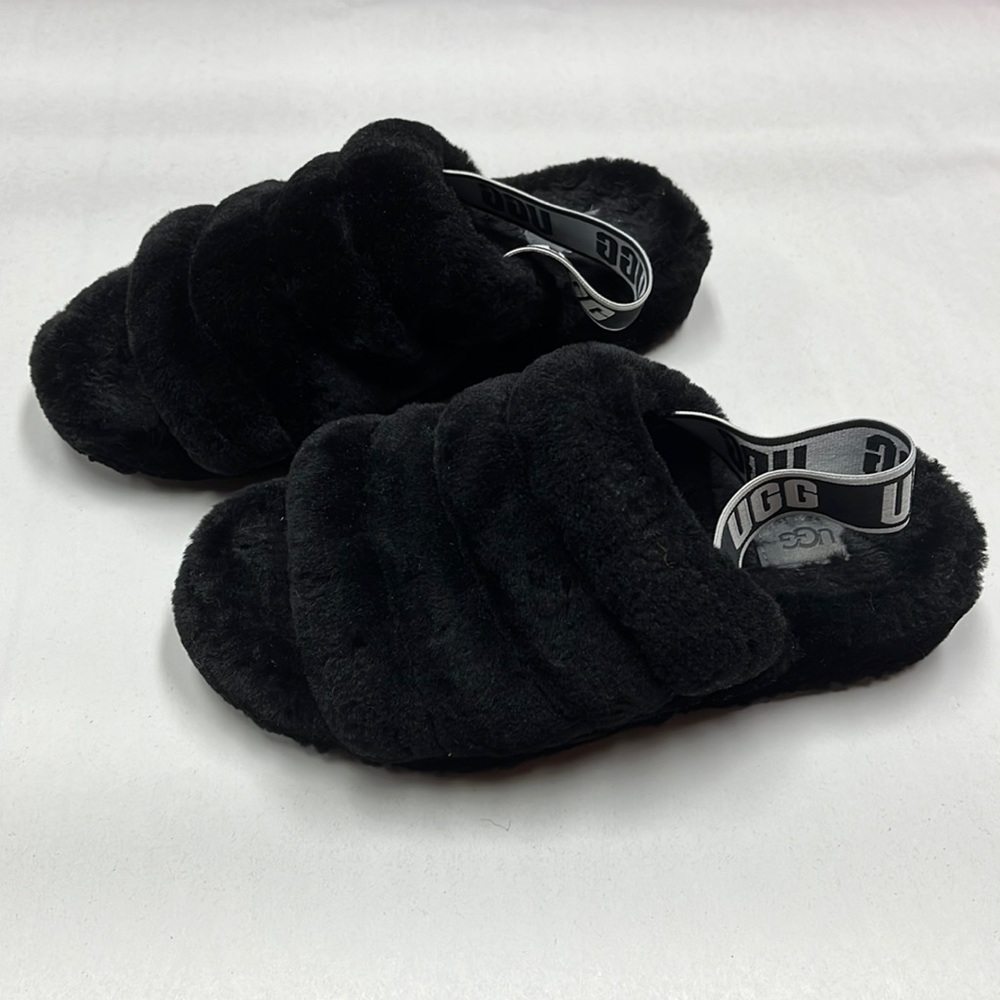 Black Ugh Slipper Slides Women’s size 8 US